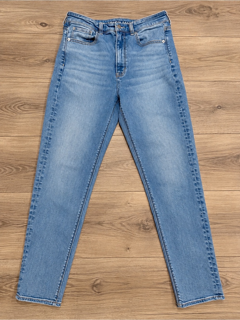American Eagle Outfitters Women's Skinny Jeans in Light Blue Wash